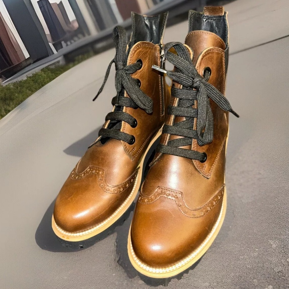 NIB $154 DNA Brown Leather Wing Tipped Combat Boots Fane Leather